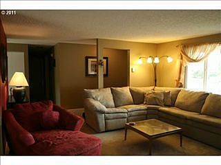 2nd image of 8900 NE 96th St