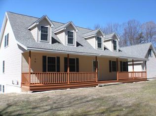 48 Leach Hill Rd, Goffstown, NH 03045