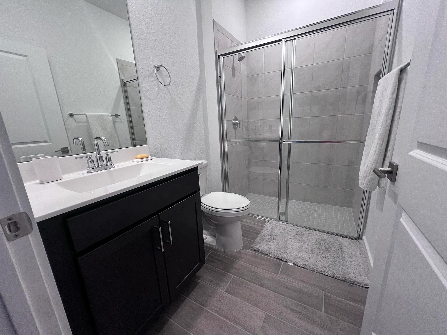 3 bed, 1808 sqft, $3,400 — Photo 4