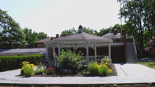 2nd image of 144 Bellaire Ave APT 306