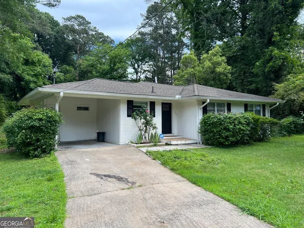 2756 Plantation Dr, East Pt, GA 30344