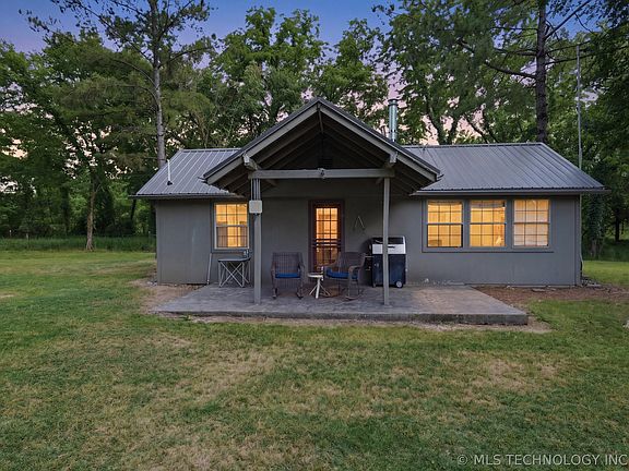 2nd image of 6504 N 463rd Rd