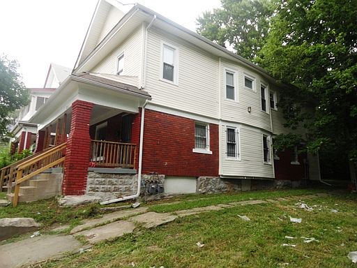 2nd image of 3235 Park Ave