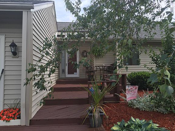 2nd image of 5417 Apple Blossom Ln