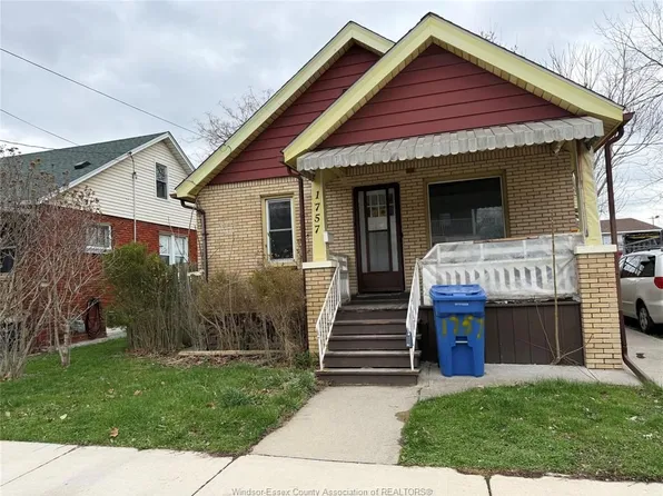 1757 Rooney St, Windsor, ON N9B 1L3