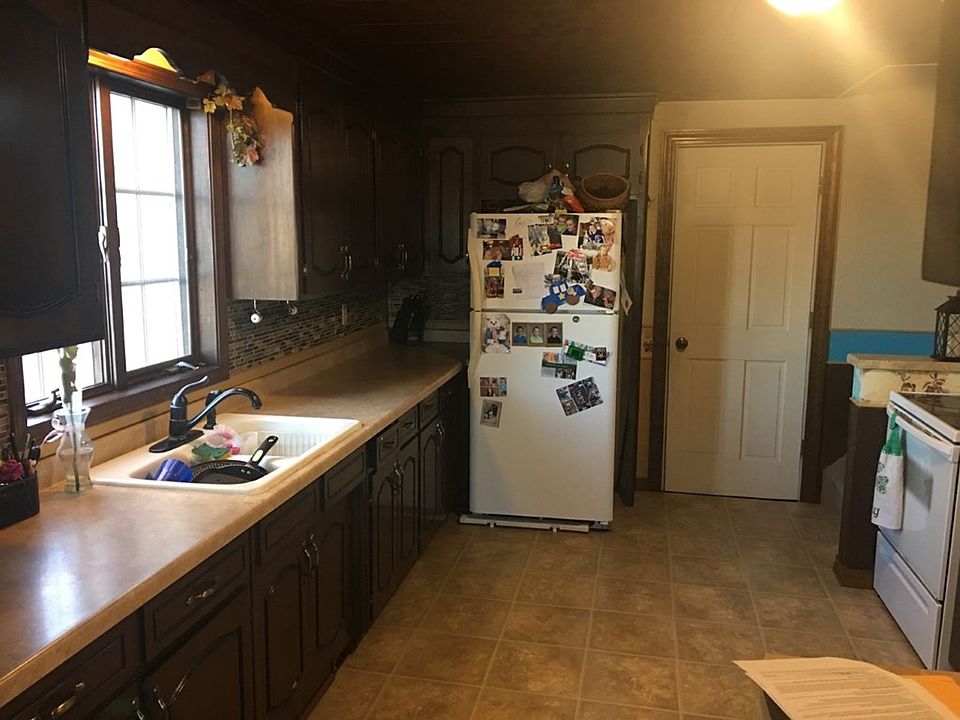 2nd image of 607 Church Rd