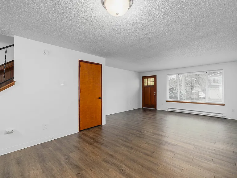 Aladdin Townhomes — Photo 20