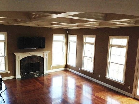 5th image of 1811 S Renwick Blvd