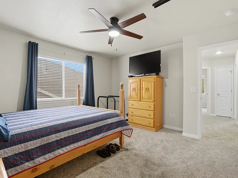 4724 W Wagon Train Dr — Photo 18