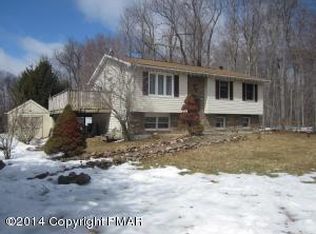 358 High Country Dr, Blakeslee, PA 18610