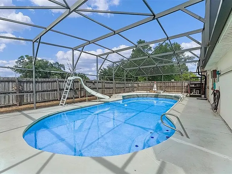 Hillwood Dr — Photo 9
