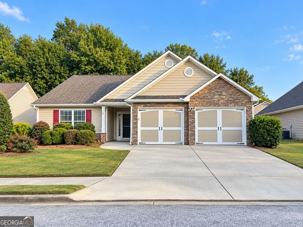 3-bedroom 55+ community home in GA