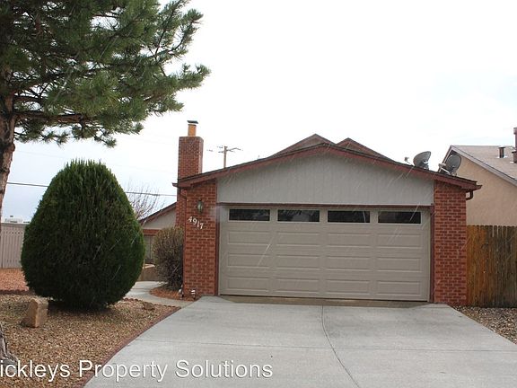 2nd image of 4917 Calle De Carino NE