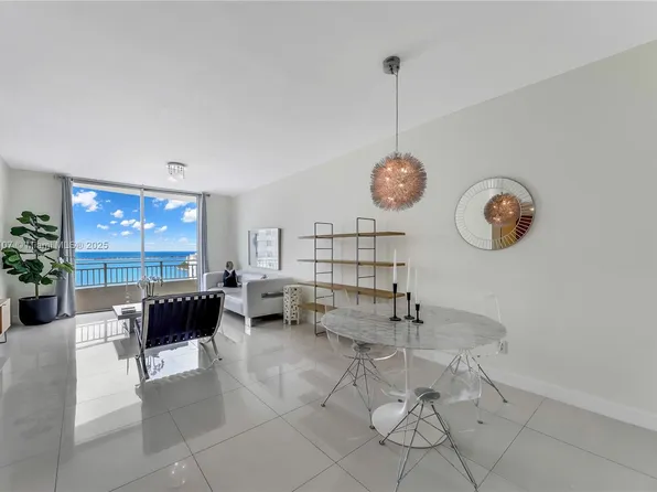 770 Claughton Island Dr #Penthouse 26, Miami, FL 33131