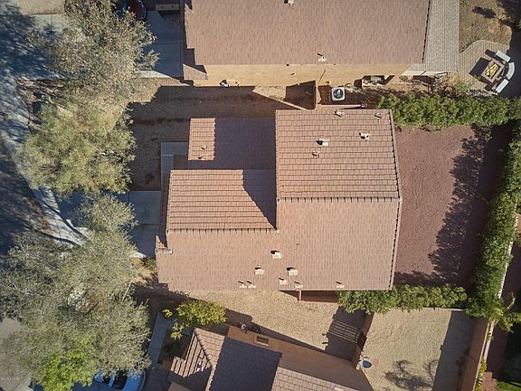 3rd image of 8375 N Weston Pl
