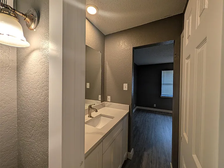 6709 Ridgecrest Ct — Photo 15