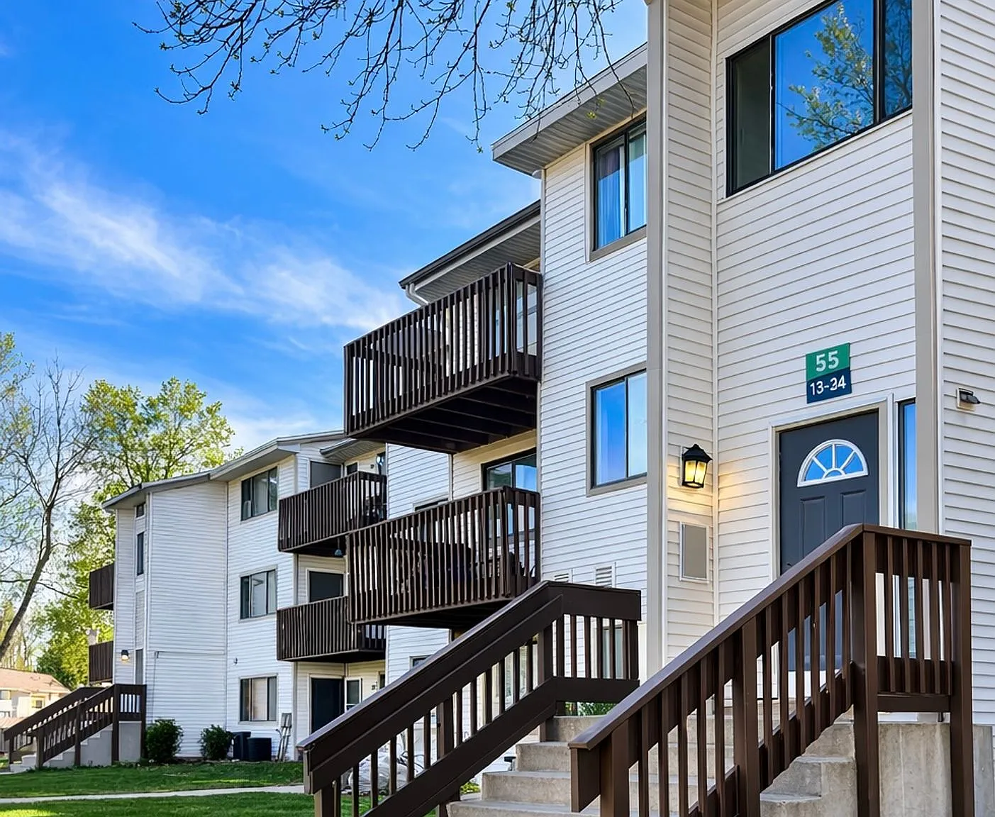 Fox Grove Apartments — Photo 3