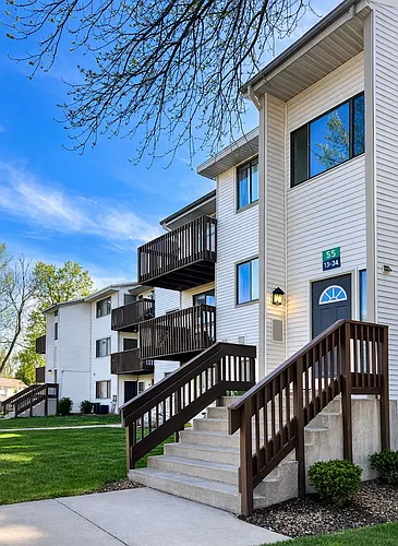 Fox Grove Apartments Photo 1