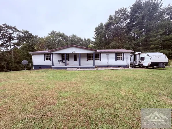 374 Cottontail St, Rock, WV 24747