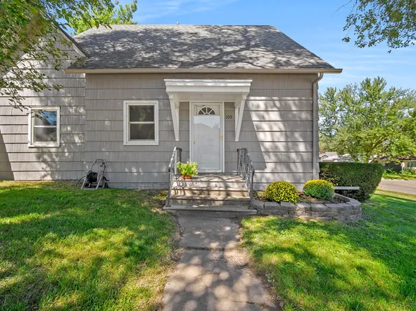 105 Elm St, Carlisle, IA 50047