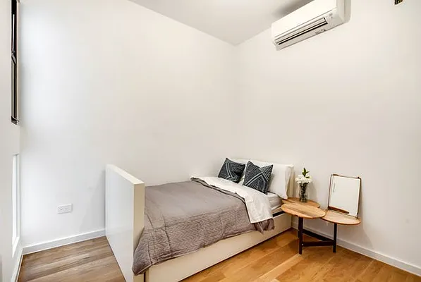 Rented by Compass | media 13