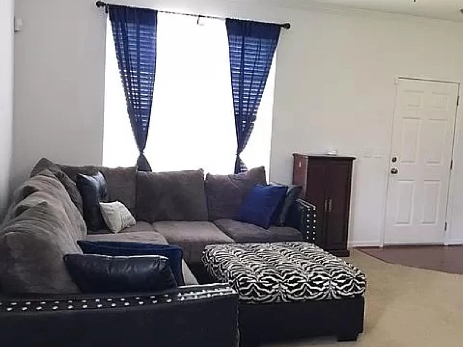 4 bed, 1866 sqft, $2,400 — Photo 2