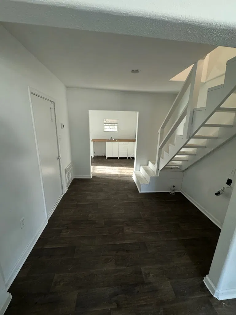 3 bed, 1155 sqft, $1,650 — Photo 3