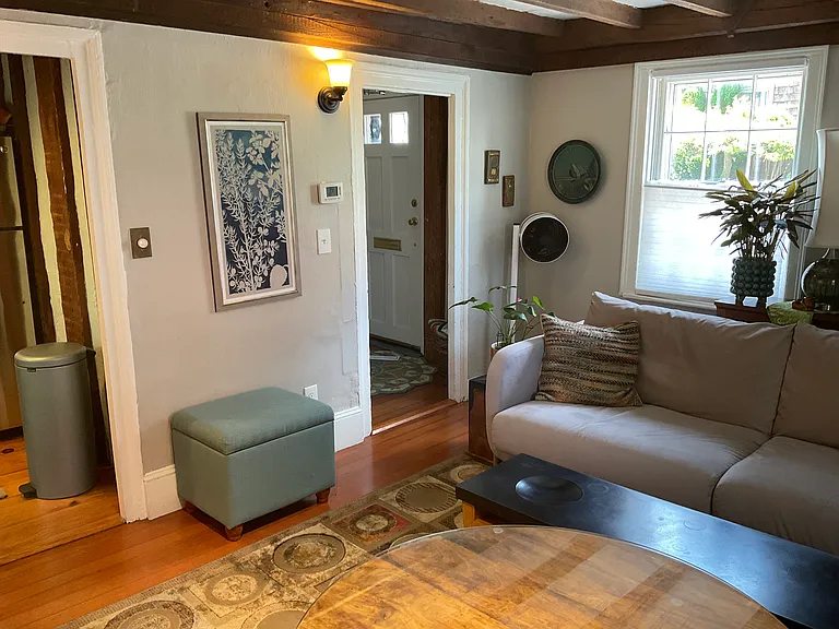 198 Washington St — Photo 5