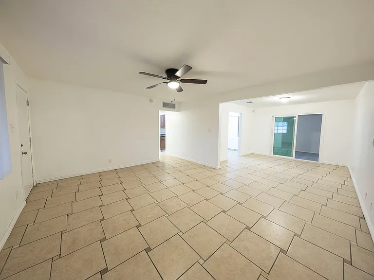 1350 E Orange St — Photo 10
