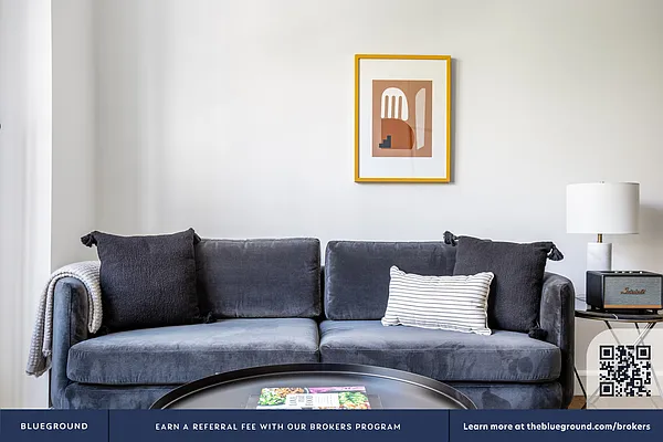 Rented by The Blueground | media 4