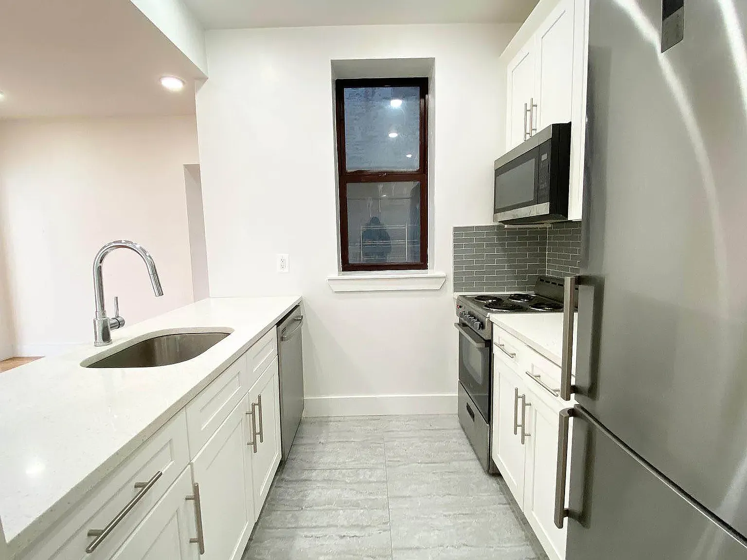 539 Lenox Avenue — Photo 3