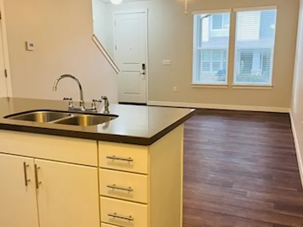 11758 S District Dr Unit 302, South Jordan, UT 84095