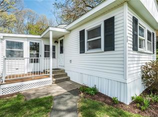 14 Highland Dr, Clinton, CT 06413