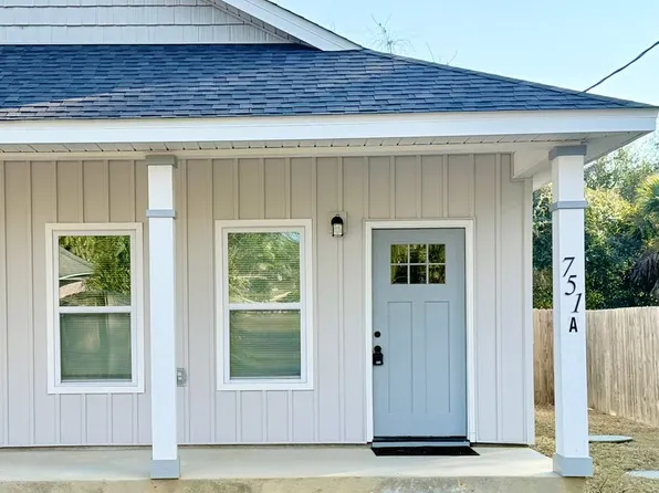 751 Lloyds Aly, Pensacola, FL