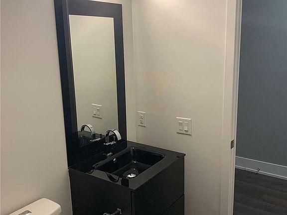 4th image of 111 Saint Clair Ave W #1426