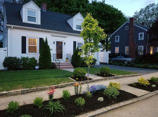 30 Farm St, Providence, RI 02909