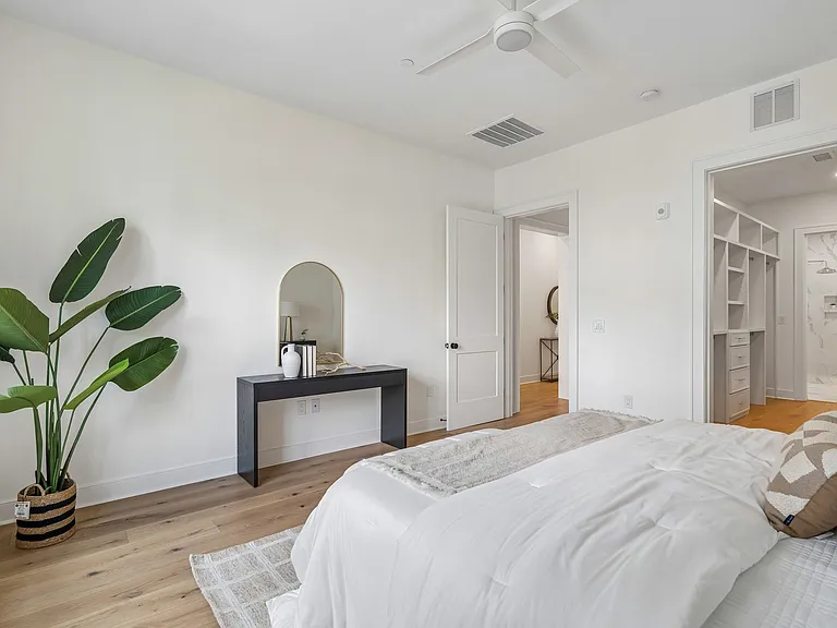 540 Helmsman St #1222 — Photo 23