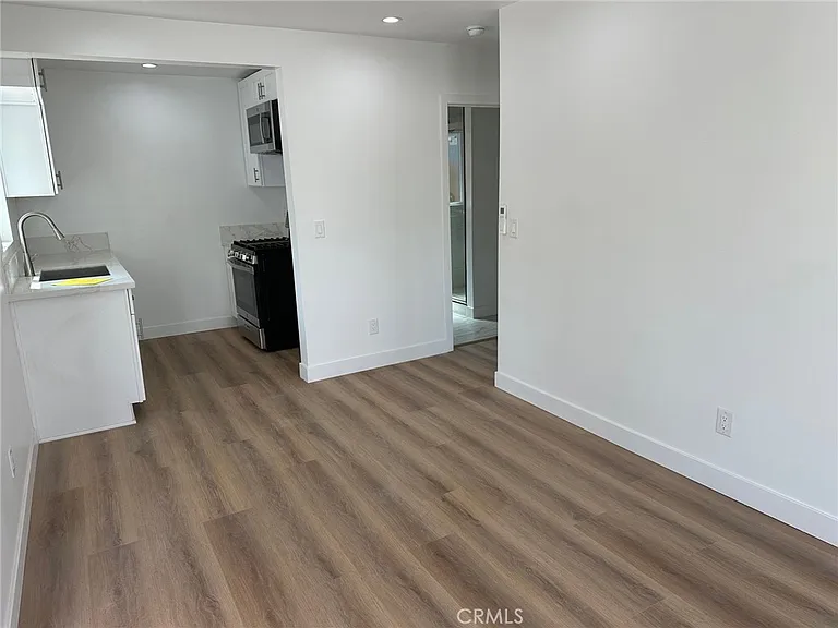 619 S Brand Blvd #A — Photo 7