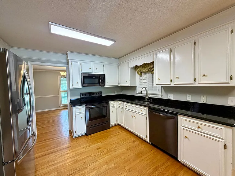 2303 Gingko Dr — Photo 5