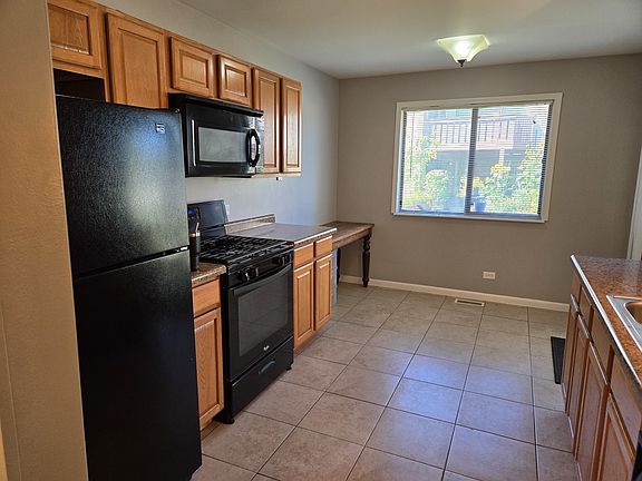 5th image of 368 Ferndale Ct APT D1