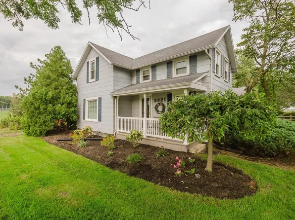 5821 N Benton Carroll Rd, Oak Harbor, OH 43449