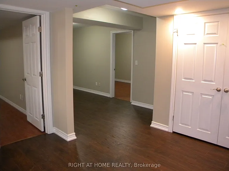42 Westminster Cir #B — Photo 7