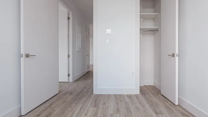 Rented by Nooklyn NYC LLC | media 12