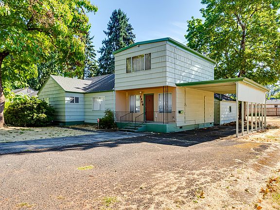 3rd image of 1345 Oak Dr