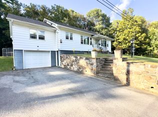 325 Goodman Rd, Fort ann, NY 12827