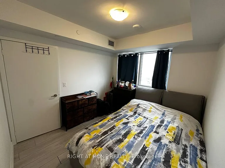 2033 Kennedy Rd #1802 — Photo 11