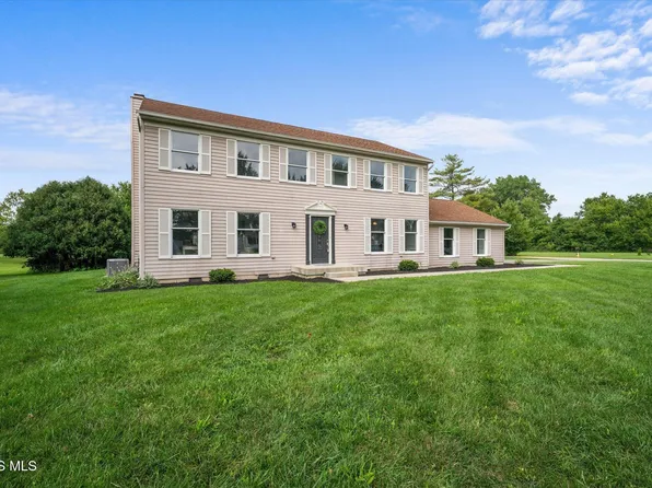 1113 Mourning Dove Ln, Bowling Green, OH 43402