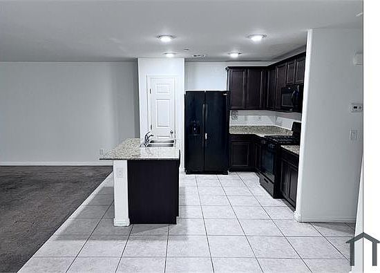 1st image of 4645 Townwall St