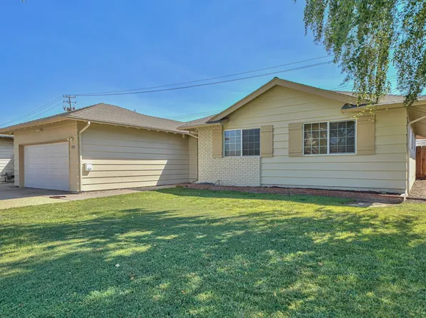 222 La Mesa Dr, Salinas, CA 93901