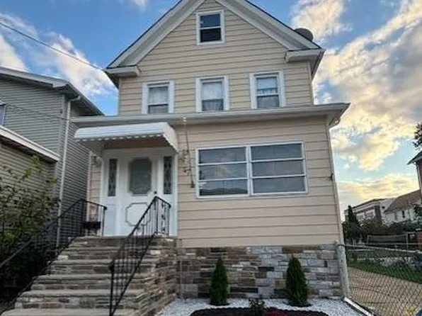 47 Grant Ave, Carteret, NJ 07008